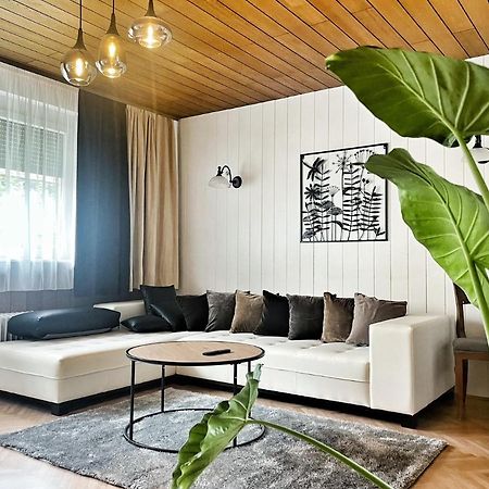 Papas Apartment レスツェ エクステリア 写真