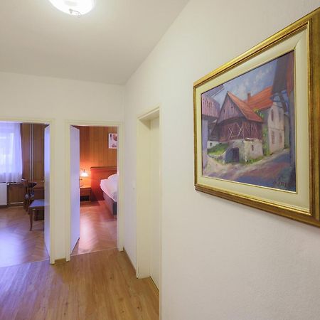 Papas Apartment レスツェ エクステリア 写真